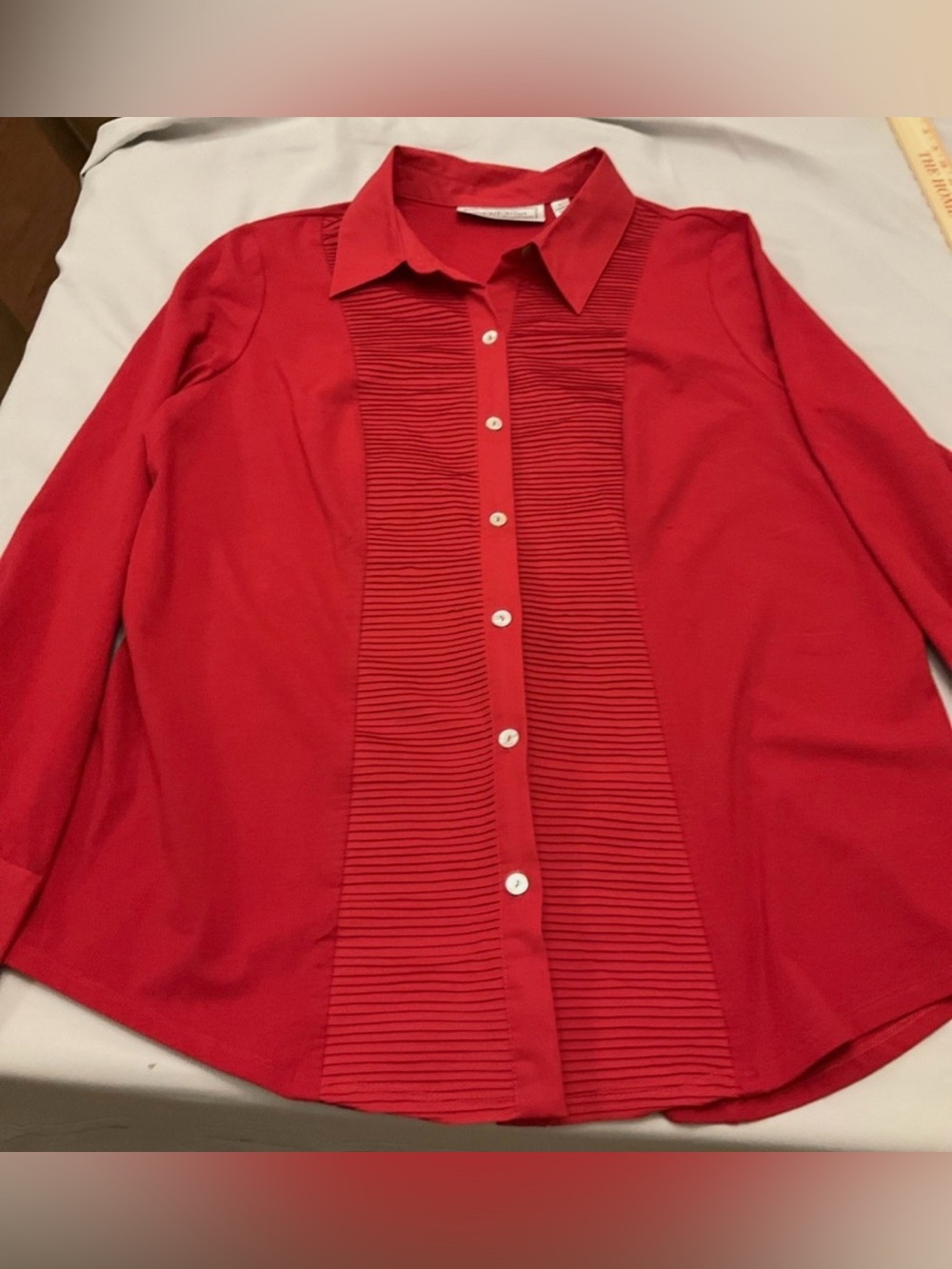 Simonton Says Women’s Red Button-Front Pleated Detail Blouse